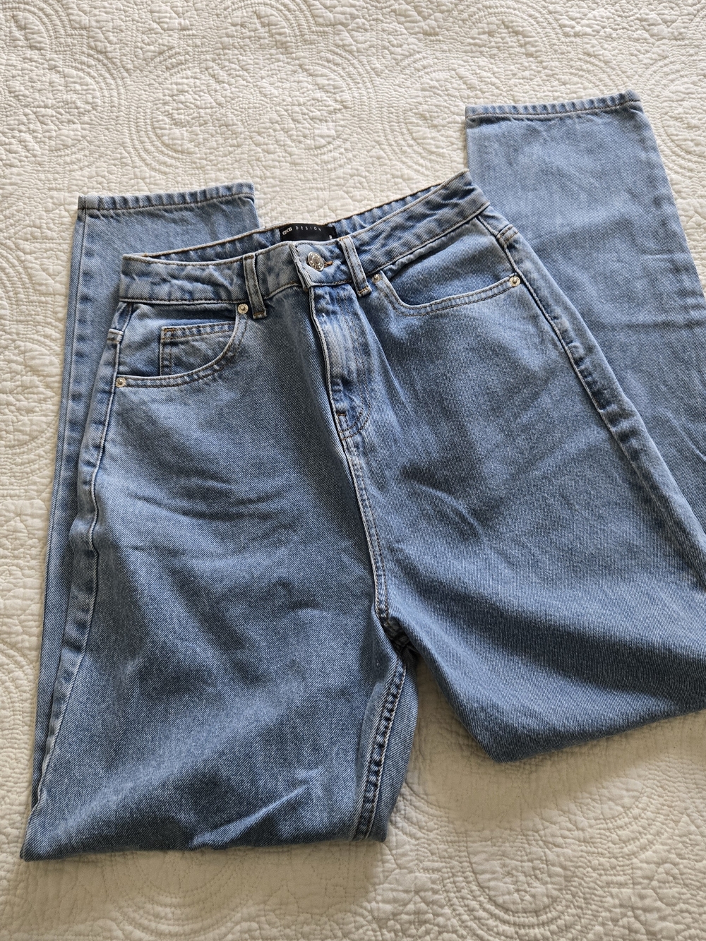 ASOS DESIGN High-Rise Light Blue Denim Jeans SZ 26